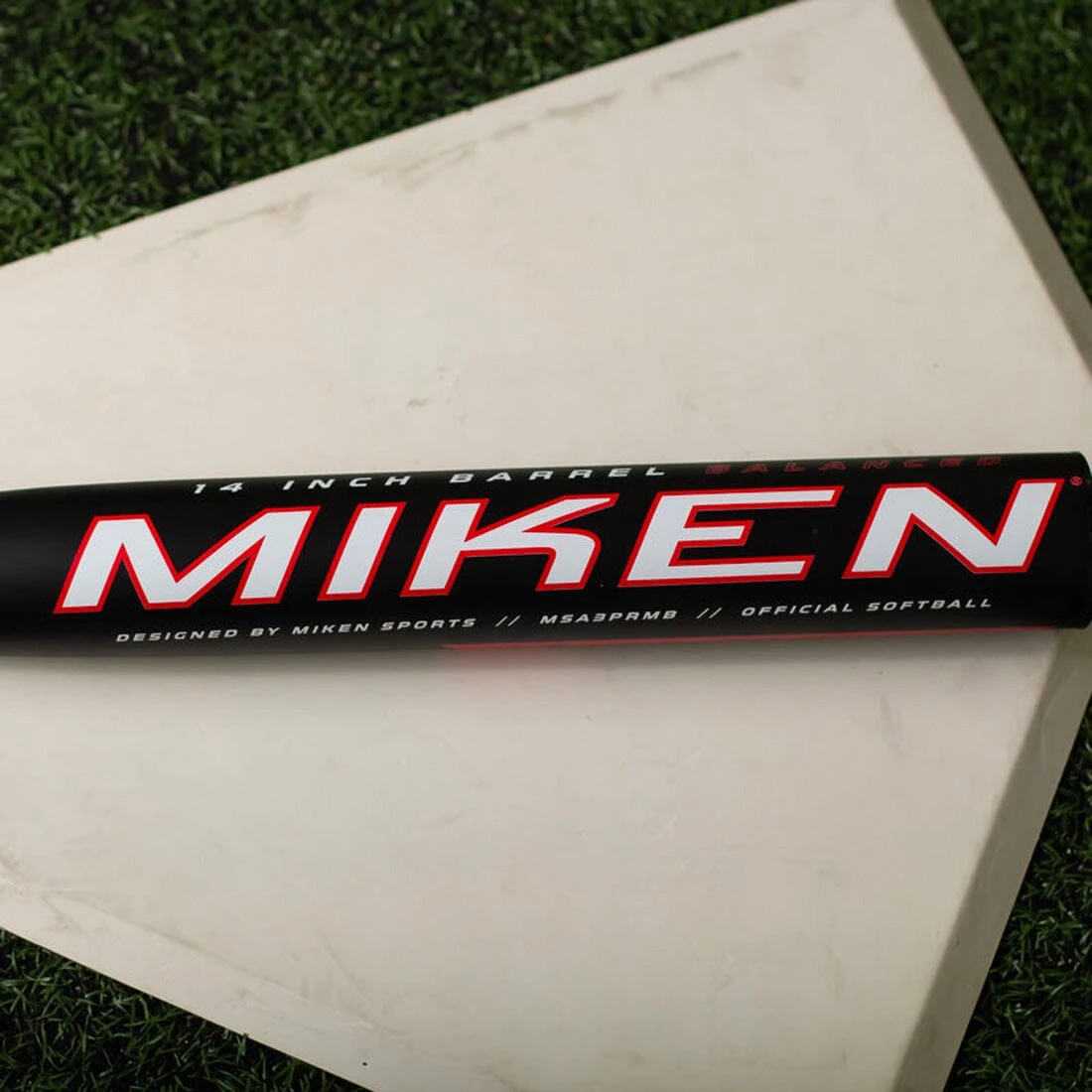 2023 Miken Freak Primo Balanced 14" USA Slowpitch Softball Bat: MSA3PRMB 3 2023 Miken Freak Primo Balanced 14" USA Slowpitch Softball Bat: MSA3PRMB - Image 3